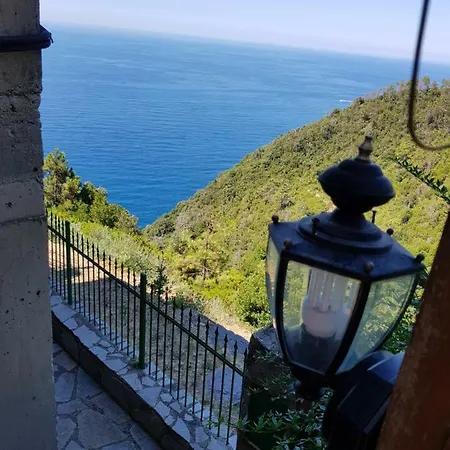 Kira La Spezia